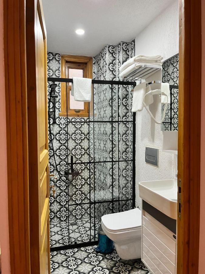 Dimora Kadikoey Hotel Истанбул Екстериор снимка