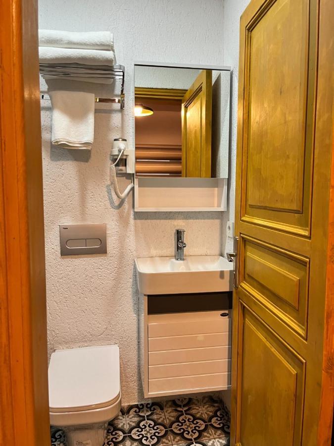Dimora Kadikoey Hotel Истанбул Екстериор снимка