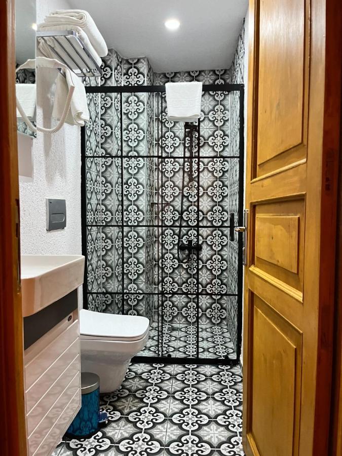 Dimora Kadikoey Hotel Истанбул Екстериор снимка
